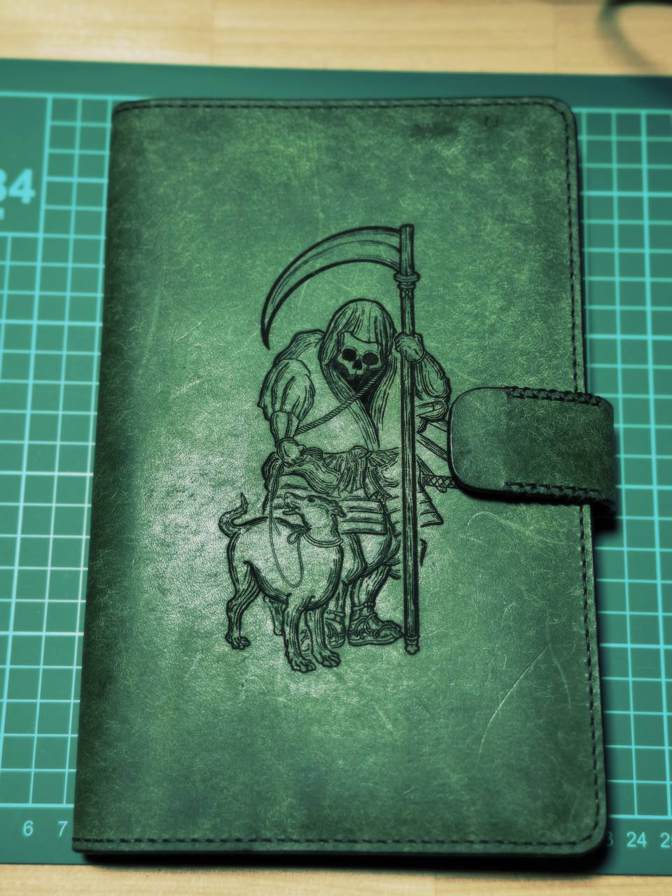 La Santa Proyecto Ruelas Notebook leather cover